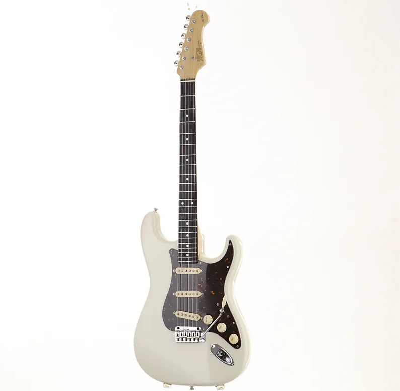 Chitarra elettrica FGN NCST-20R/AL/3S-VWH Neo Classic Vintage White con custodia morbida