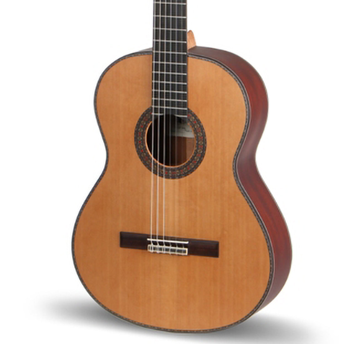 Cuenca 70C OP Solid Top, Rosewood Back and Sides, Ebony Fingerboard